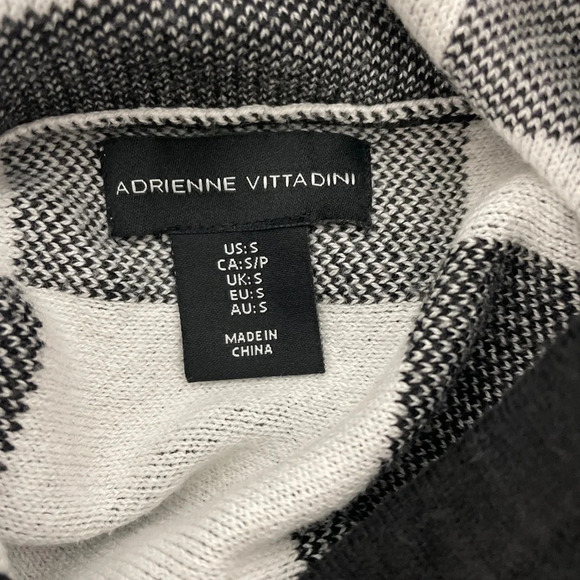 Adrienne Vittadini Pullover Turtle Neck Sweater Top Plaid Black White Small - Picture 6 of 10